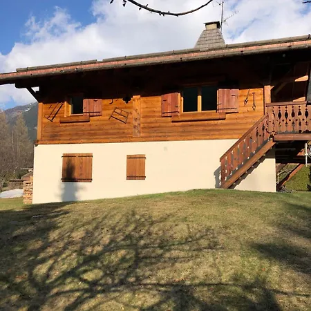 Chalet Spacious In With Mont Blanc View Chamonix