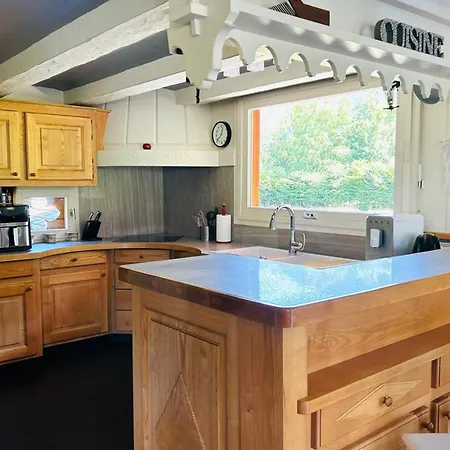 Spacious In With Mont Blanc View Chalet *