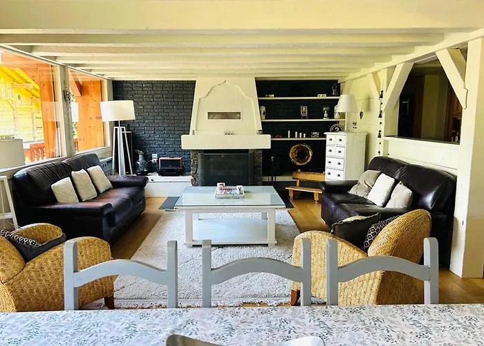 Spacious In With Mont Blanc View בקתה *